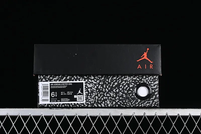 All categories Air Jordan Jordan series basketball shoes Air Jordan 3 cost-effective version Air Jordan 3 GS "Red Stardust" AJ3 Joe 3 new white pink flower 441140-100